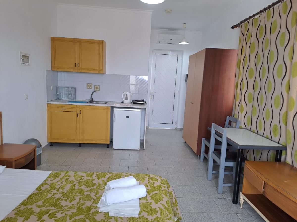 Haridimos Apartments ตาวโรไนติส ภายนอก รูปภาพ