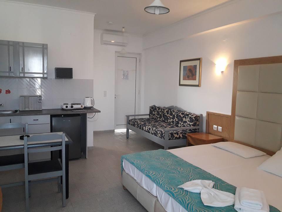 Haridimos Apartments ตาวโรไนติส ภายนอก รูปภาพ